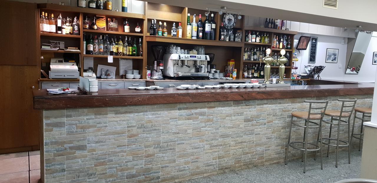 Hostal El Busto Teruel Exteriér fotografie